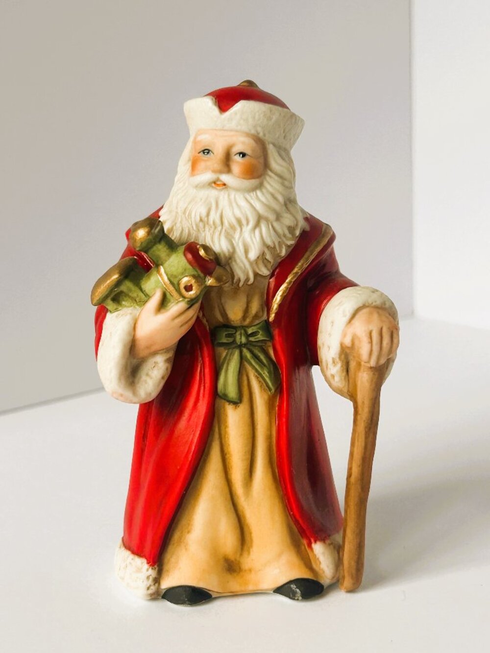 Vintage Homco Santa Claus St. Nicholas Holding Staff and Train Christmas #5610
